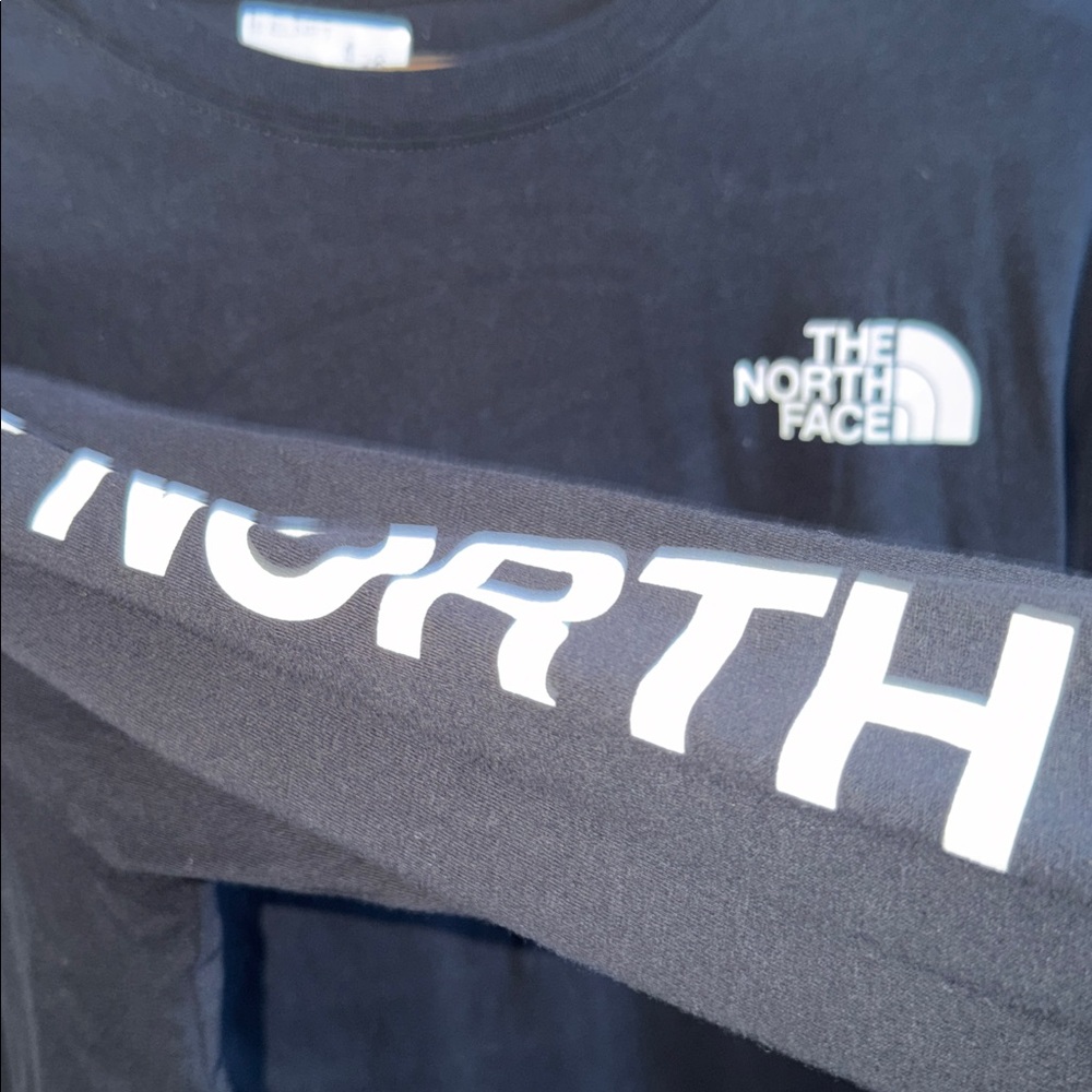 The North Face Womens Classic Black long sleeve logo top excellent condition med - Picture 2 of 7